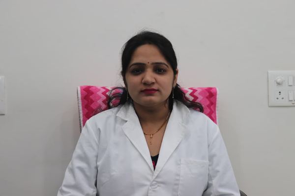 Dr. Shweta Kalra, Star Dental Clinic